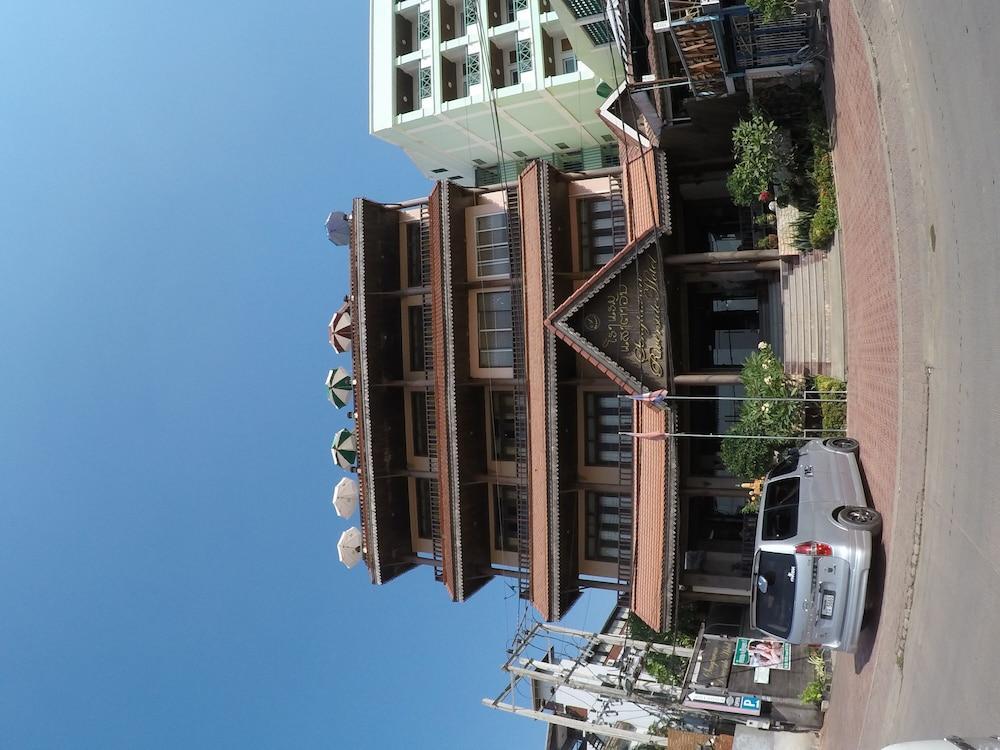 Sengtawan Riverside Hotel Vientiane Bagian luar foto